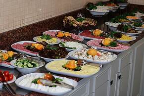 Nova Plaza Orion Hotel