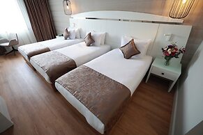 Nova Plaza Orion Hotel