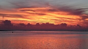 Aroa Beachside Resort