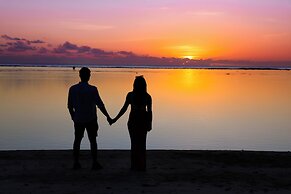 Aroa Beachside Resort