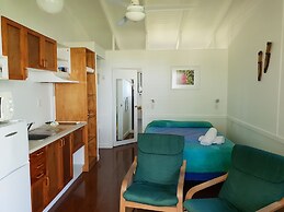 Aroa Beachside Resort