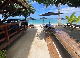 Aroa Beachside Resort