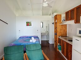 Aroa Beachside Resort