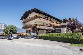 Angerer Alpine Suiten und Familienappartements Tirol