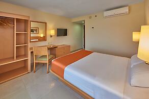 City Express by Marriott Mazatlán