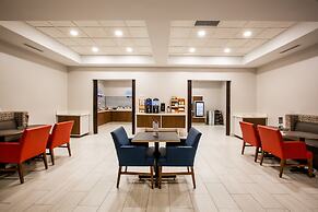 Holiday Inn Express Hotel & Suites Fairburn by IHG