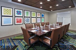 Holiday Inn Express & Suites Dayton South Franklin by IHG