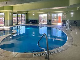 Holiday Inn Express Hotel & Suites Ennis by IHG