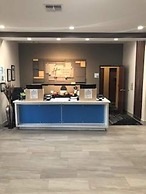 Holiday Inn Express Hotel & Suites Ennis by IHG