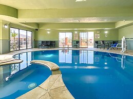 Holiday Inn Express Hotel & Suites Ennis by IHG