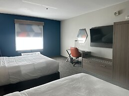 Holiday Inn Express Hotel & Suites Ennis by IHG