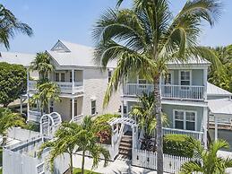 Village at Hawks Cay Villas by KeysCaribbean