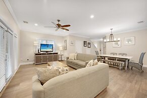 Village at Hawks Cay Villas by KeysCaribbean