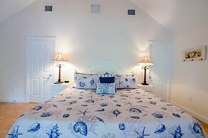 Village at Hawks Cay Villas by KeysCaribbean