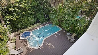 Village at Hawks Cay Villas by KeysCaribbean