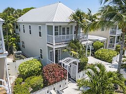 Village at Hawks Cay Villas by KeysCaribbean