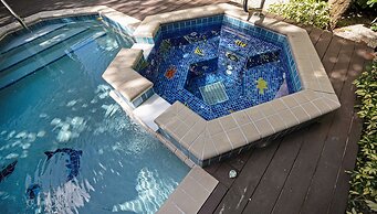 Village at Hawks Cay Villas by KeysCaribbean