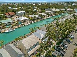 Village at Hawks Cay Villas by KeysCaribbean