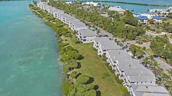 Village at Hawks Cay Villas by KeysCaribbean