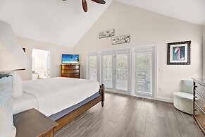 Village at Hawks Cay Villas by KeysCaribbean