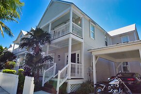 Village at Hawks Cay Villas by KeysCaribbean