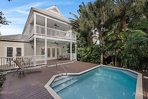 Village at Hawks Cay Villas by KeysCaribbean