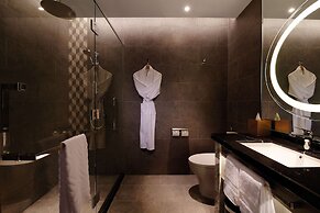 DoubleTree by Hilton Putrajaya Lakeside