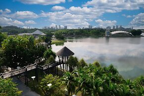 DoubleTree by Hilton Putrajaya Lakeside
