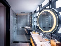 DoubleTree by Hilton Putrajaya Lakeside