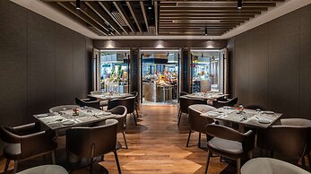 DoubleTree by Hilton Putrajaya Lakeside