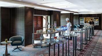 DoubleTree by Hilton Putrajaya Lakeside