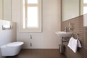 Roset Hotel & Residence