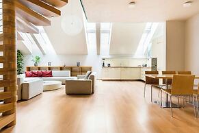 Roset Hotel & Residence