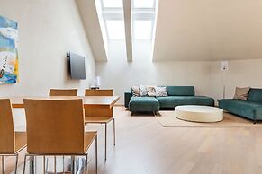 Roset Hotel & Residence
