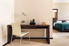 Roset Hotel & Residence