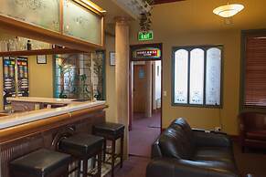 Victoria Railway Hotel