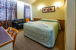 Victoria Railway Hotel