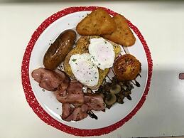 Victoria Railway Hotel