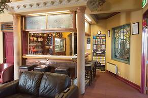 Victoria Railway Hotel