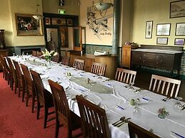 Victoria Railway Hotel