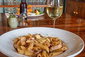 Victoria Railway Hotel