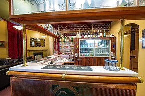 Victoria Railway Hotel