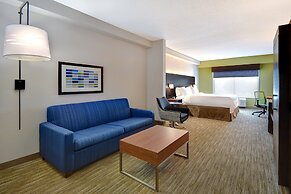 Holiday Inn Express & Suites Smyrna by IHG