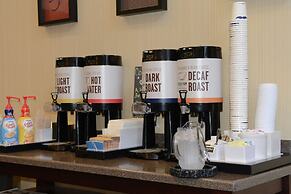 Hampton Inn & Suites-Knoxville/North I-75