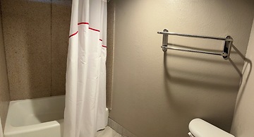 Red Roof Inn Memphis - Graceland/ Airport