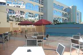 Hotel De La Corniche