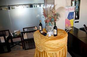 Hotel De La Corniche