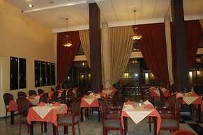 Hotel De La Corniche