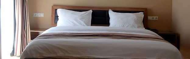 Hotel De La Corniche