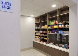 Holiday Inn Express Hotel & Suites Tilton - Lakes Region by IHG